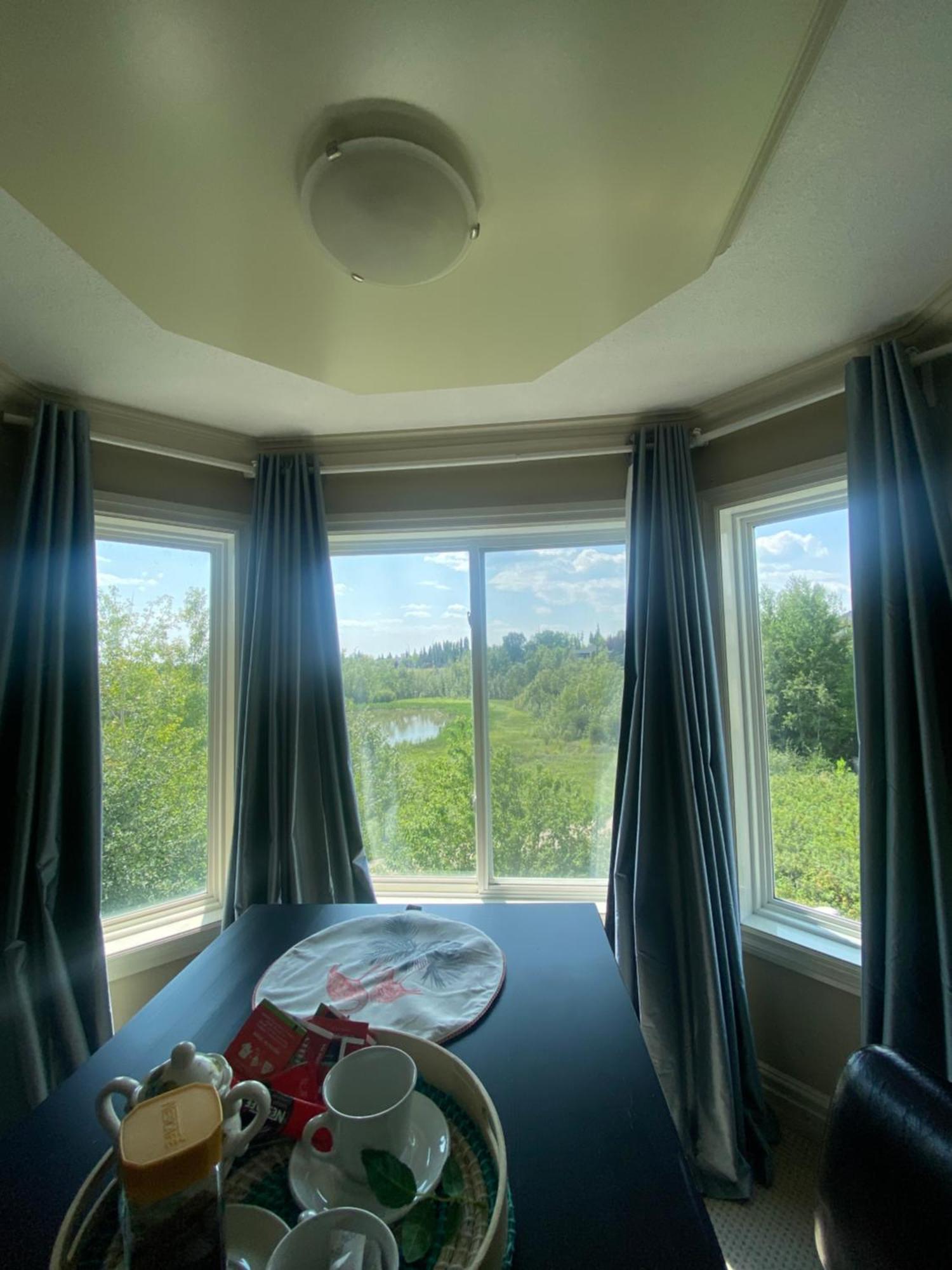 Royal Highland Livingroom Bedroom Homestay *